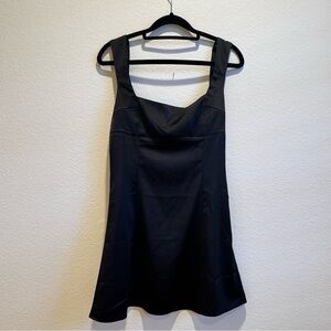 Elegant Black Sleeveless Dress